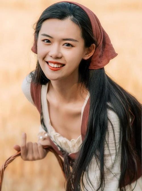 拍照姿势怎么摆女生背影好看图1