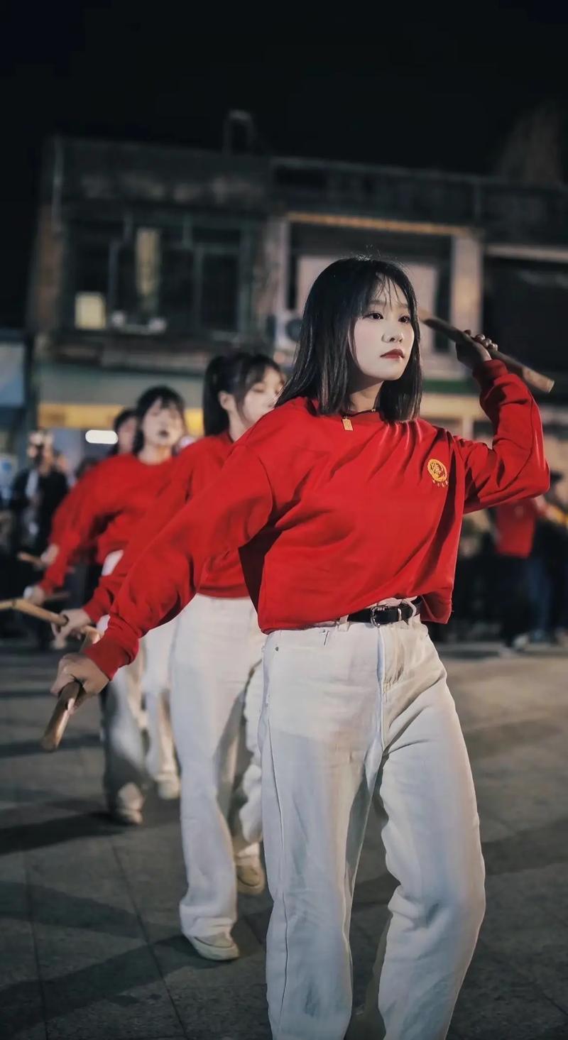 照片做成视频带音乐的方法是什么?