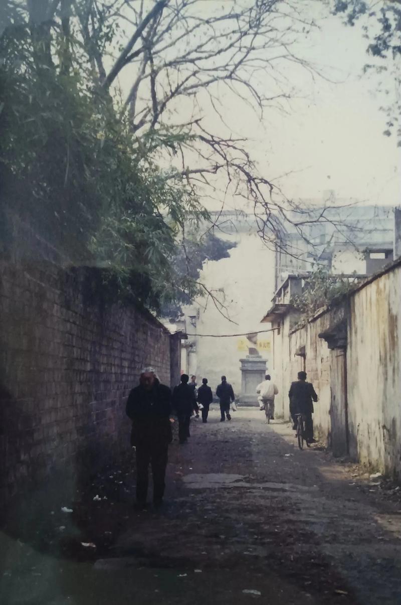 手机如何翻拍老照片