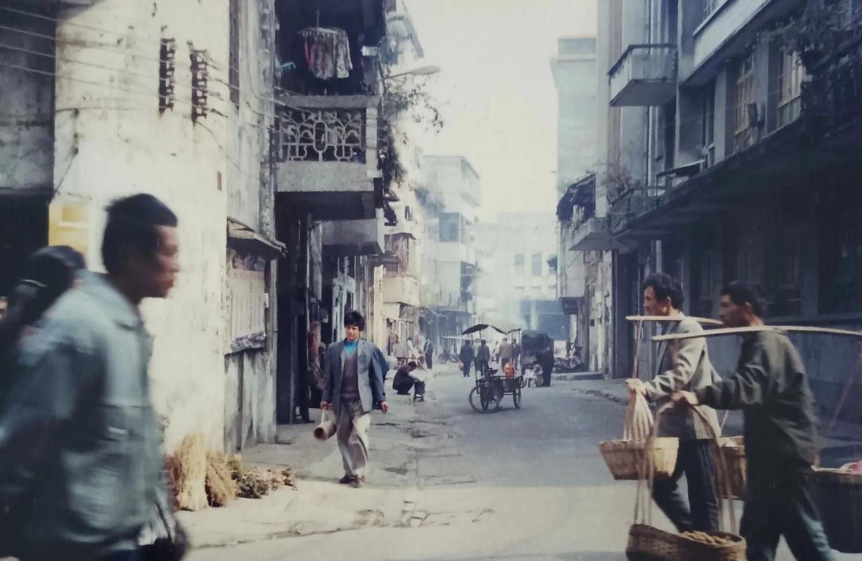 如何翻拍老照片