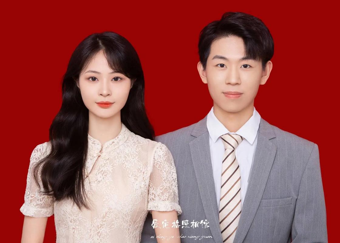 怎么自己照片加红底