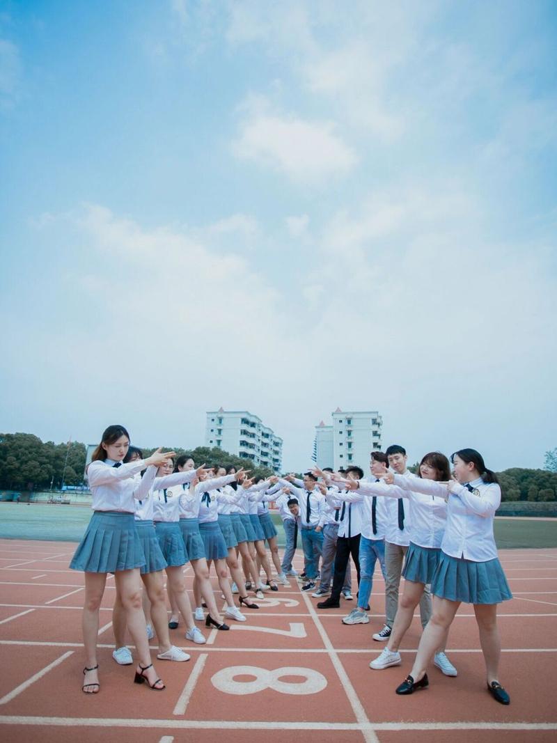 高级感拍照姿势街拍图1