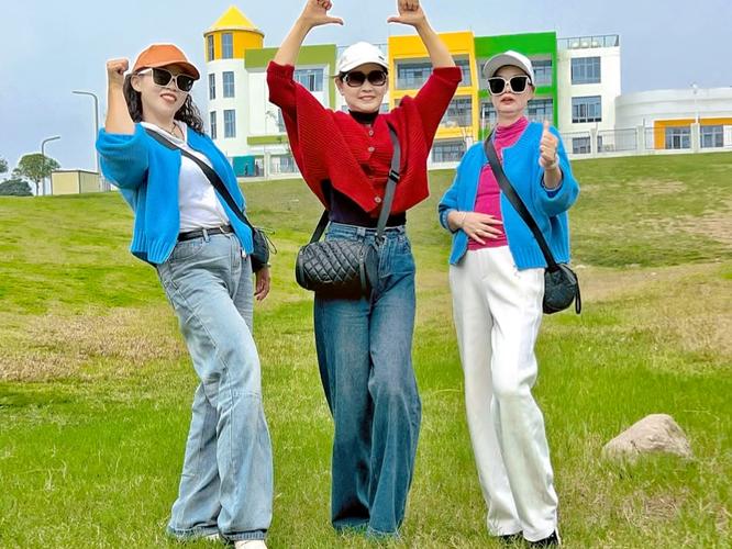 拍照姿势多人怎么形容图3