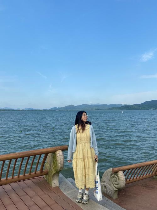 海边拍照技巧怎么摆姿势图3