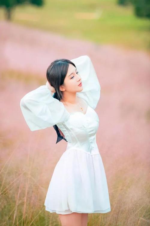 单人拍照有哪些姿势?