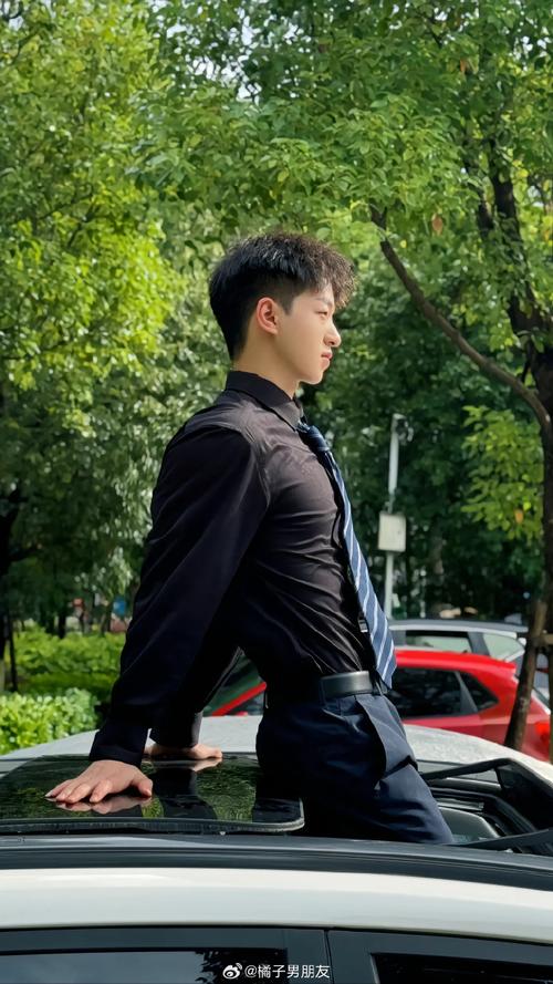 男生拍照技巧怎么摆姿势