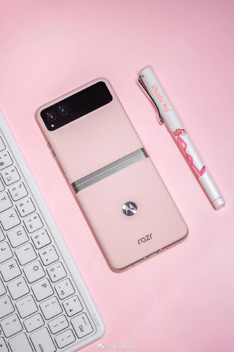 摩托罗拉折叠手机视频图3