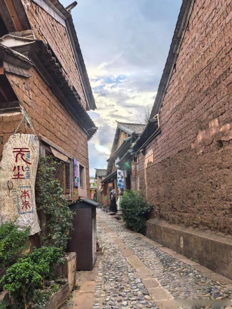 打卡沙溪古镇玉津桥的拍照攻略是什么?