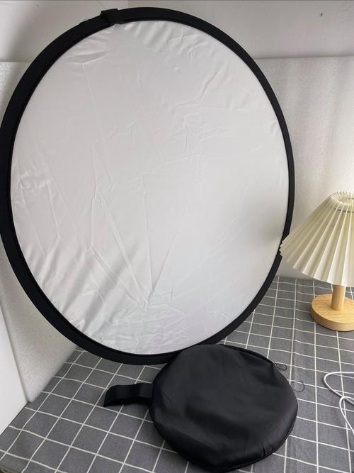 阴天补光板有用吗