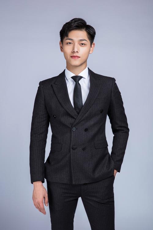 商务男形象照-商务人士照,如何穿搭西装?
