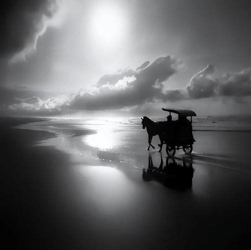 摄影机如何拍黑白大片图片