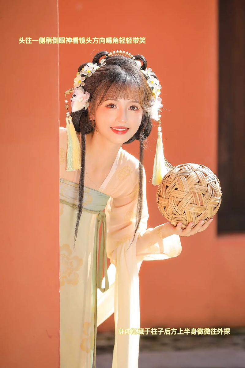 汉服拍照姿势怎么摆女生的衣服图3