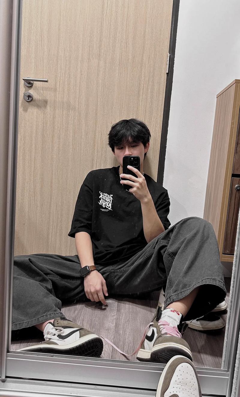 男生拍照角度怎么调好看图3