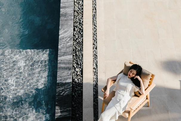 拍照什么角度好看图2