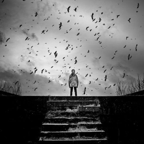 拍照姿势怎么摆女生伤感图片图1