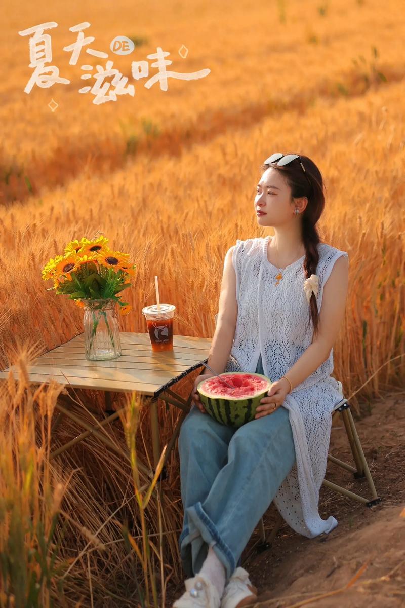 拍照姿势怎么摆女户外图片图3