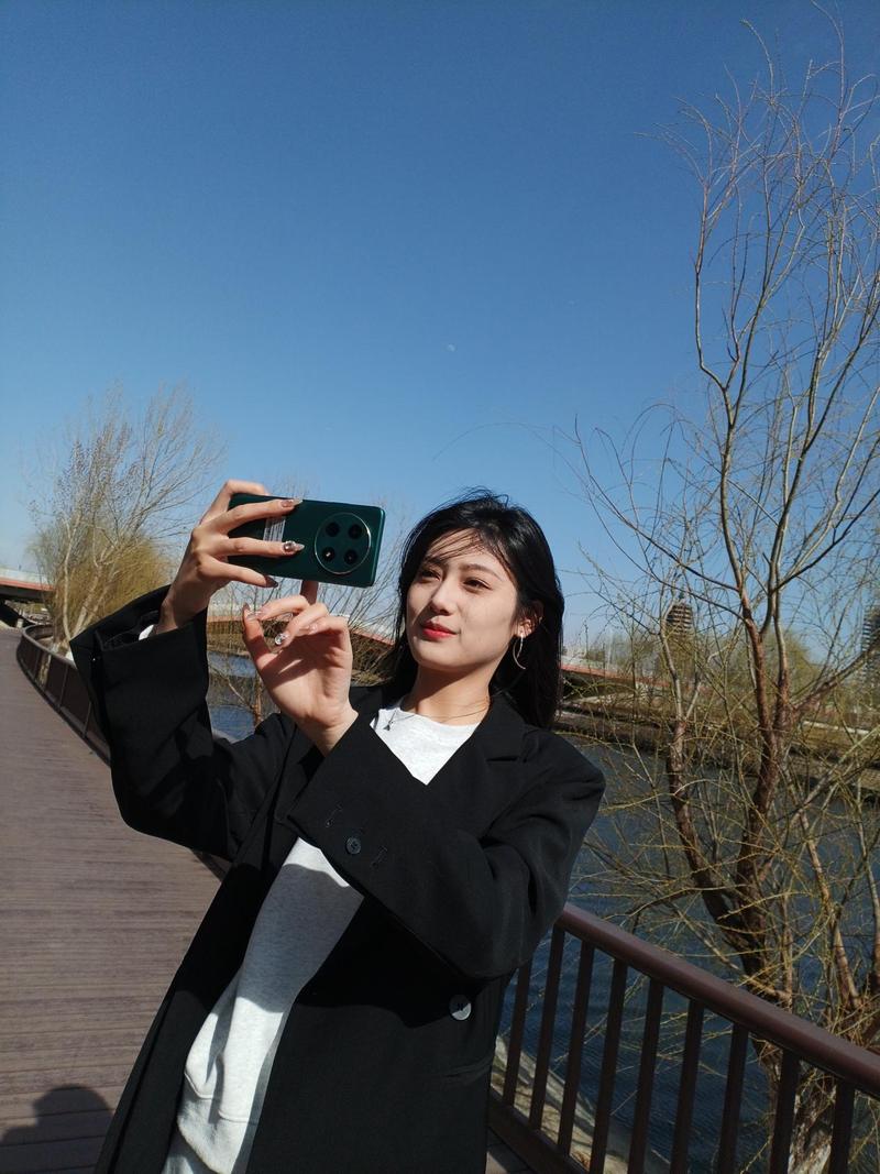 手机如何拍摄人物图1