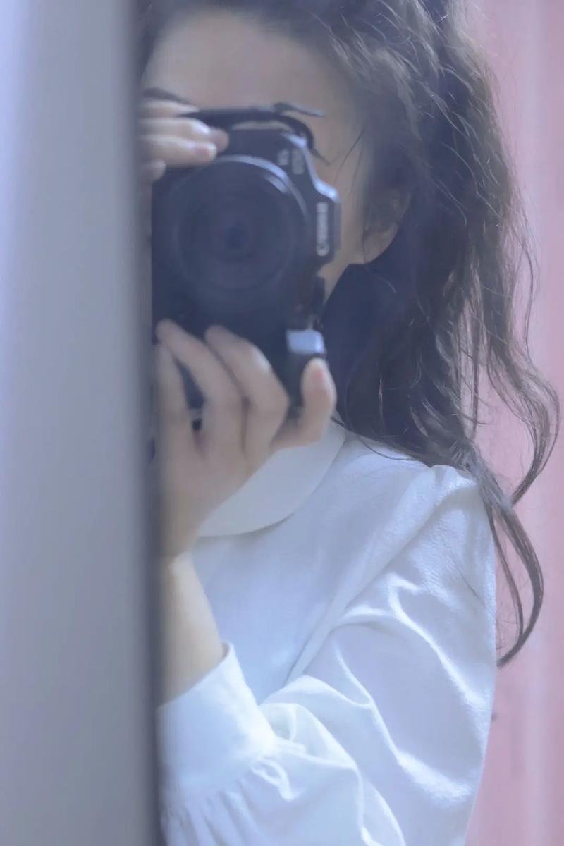 自拍怎样摆姿势照相才好看图3