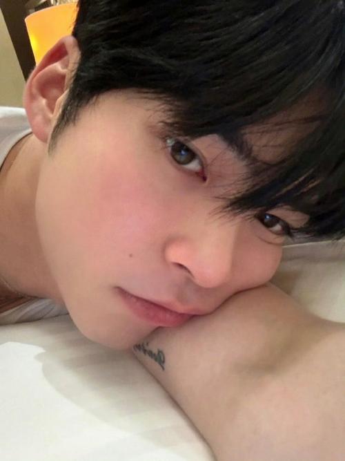 拍照姿势的摆法大全视频图3