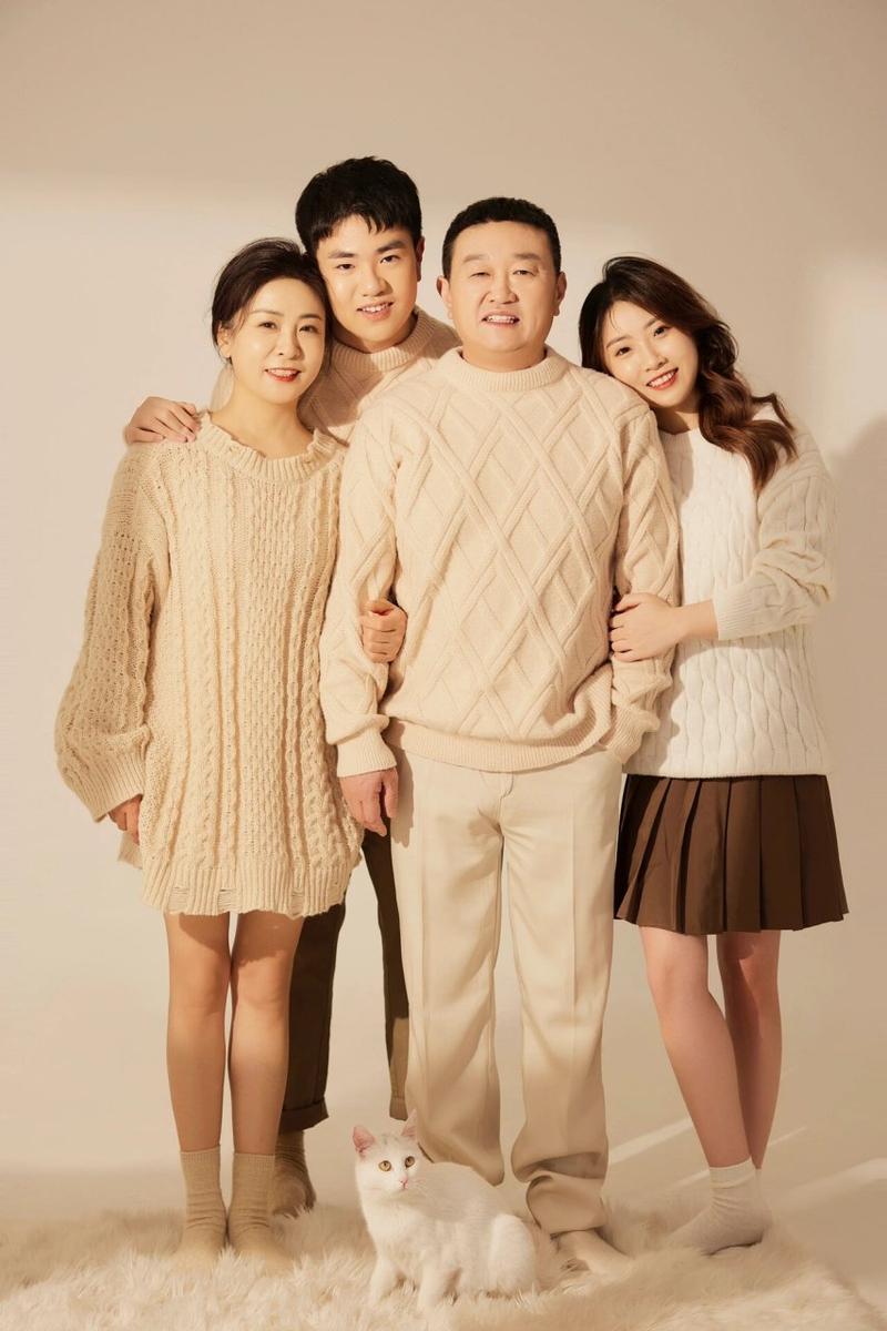 全家福拍照姿势的摆法