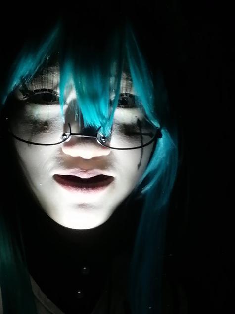 拍照时绝对丑的动作和造型是什么?