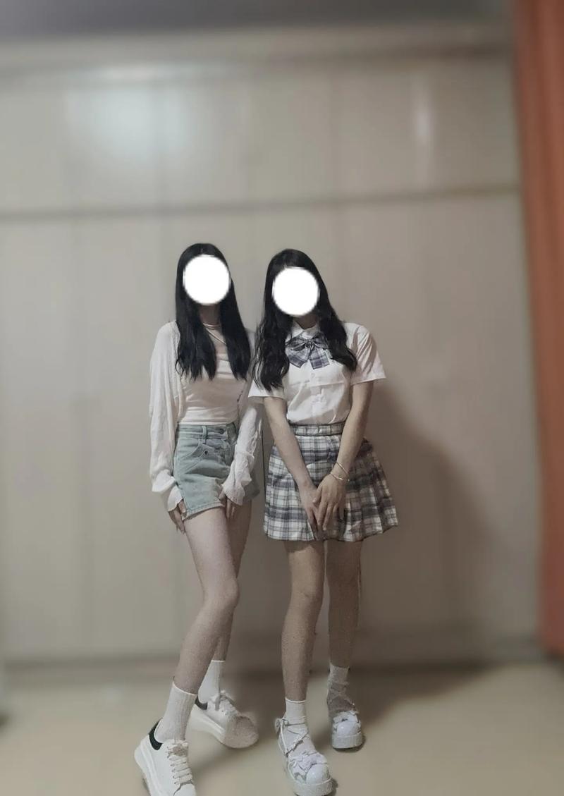 靠墙拍照姿势大全图片女图3