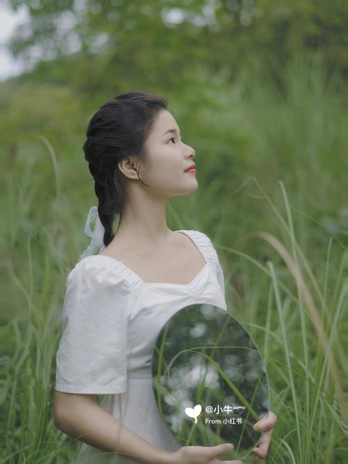 紫色背景图片小清新图2