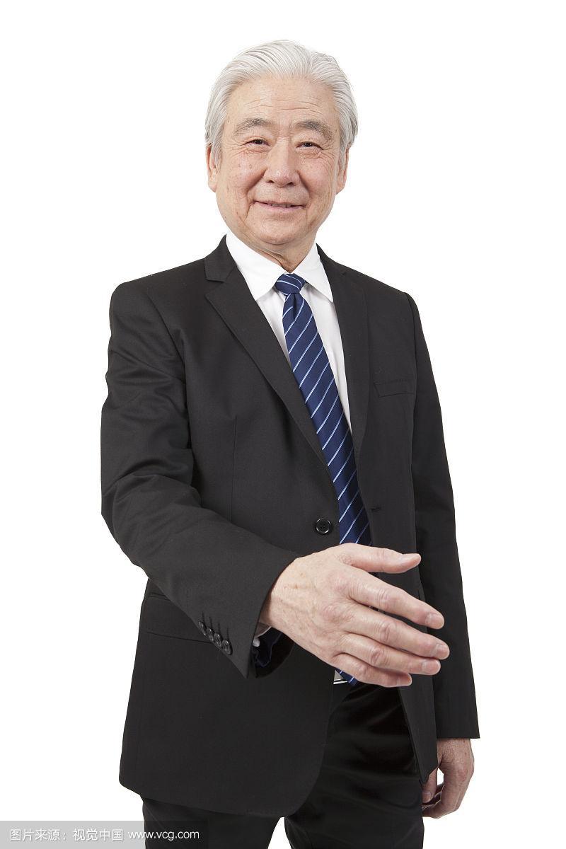 中老年男士拍照怎么摆姿势图片图2