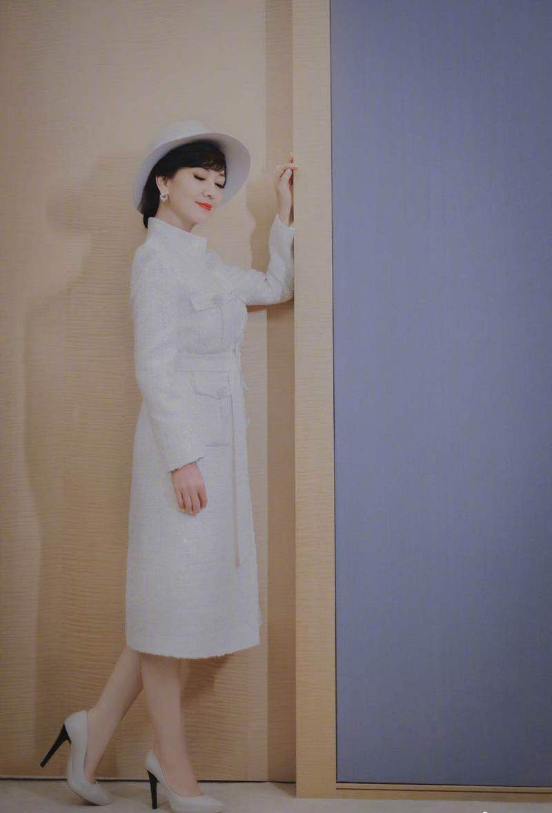 中老年男士拍照怎么摆姿势图片图3