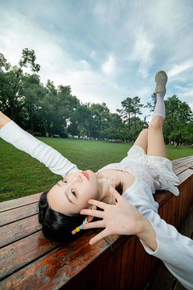 不会找角度的妹子看过来啦