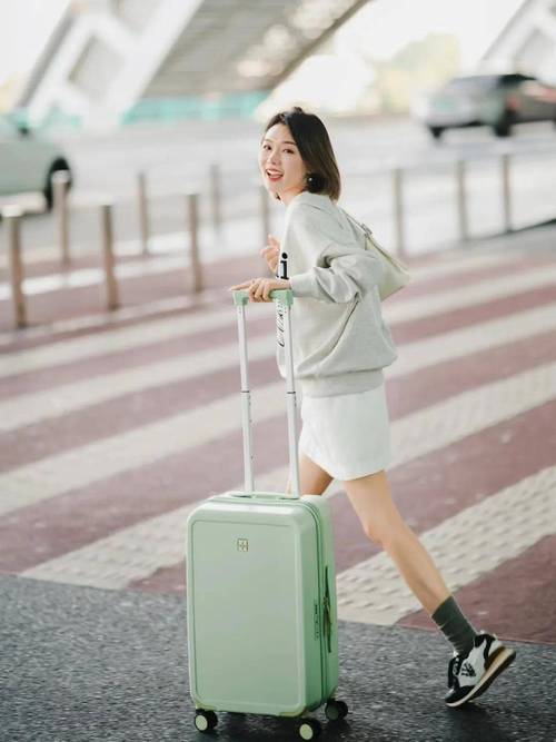 拍照姿势动作图片女图2