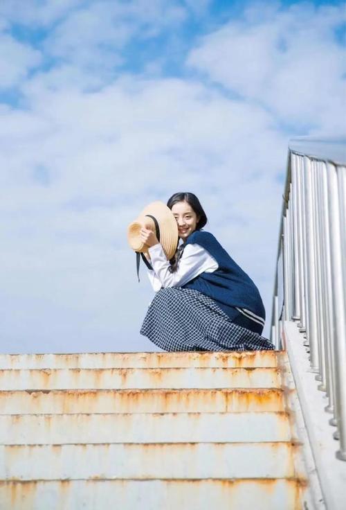 拍照姿势大全单人图3