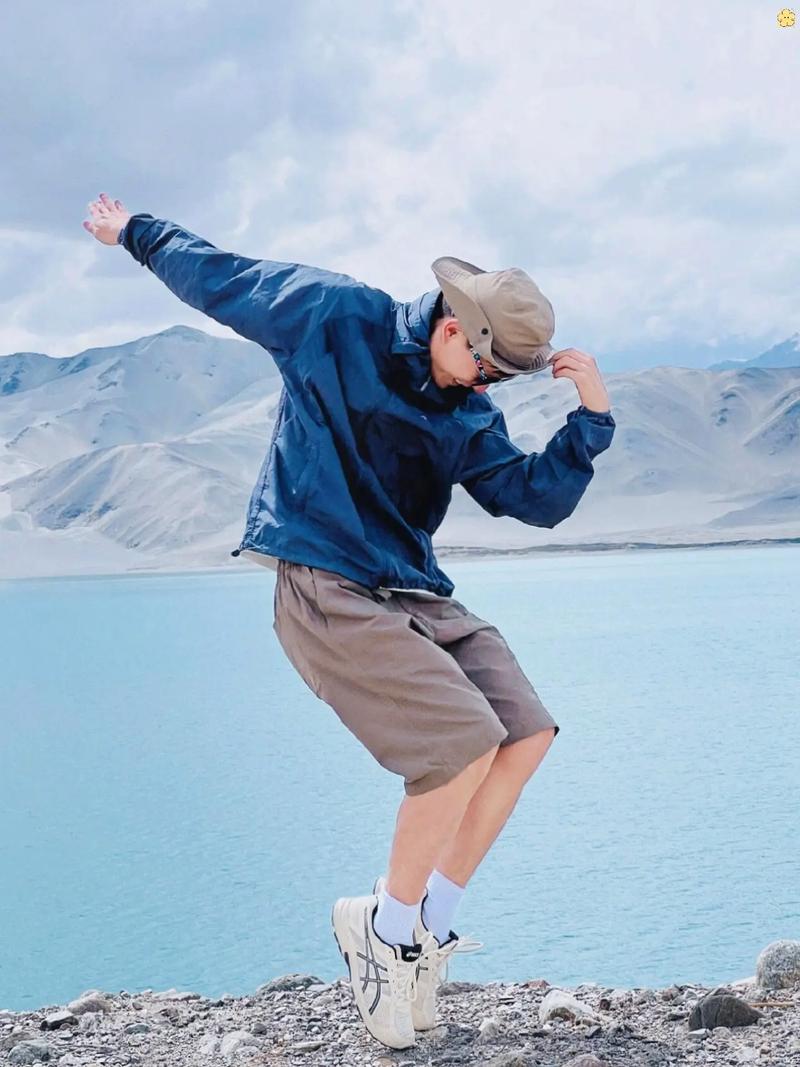 拍照姿势怎么摆好看男生头像图2