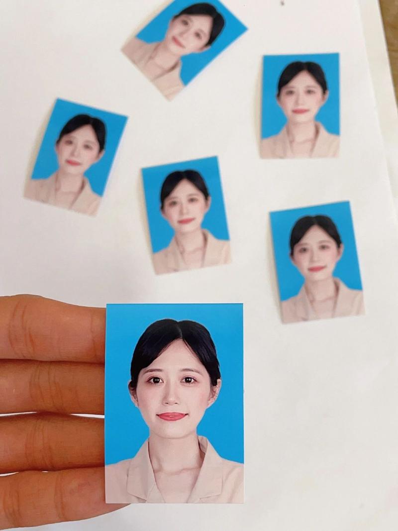 手机美图秀秀怎么制作一寸证件照