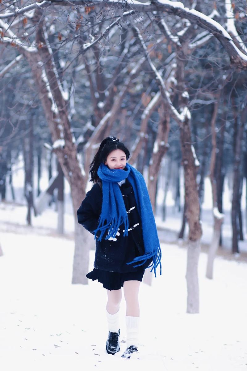 雪中拍照姿势图片图3