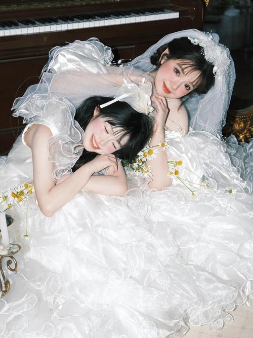 闺蜜拍照姿势的摆法