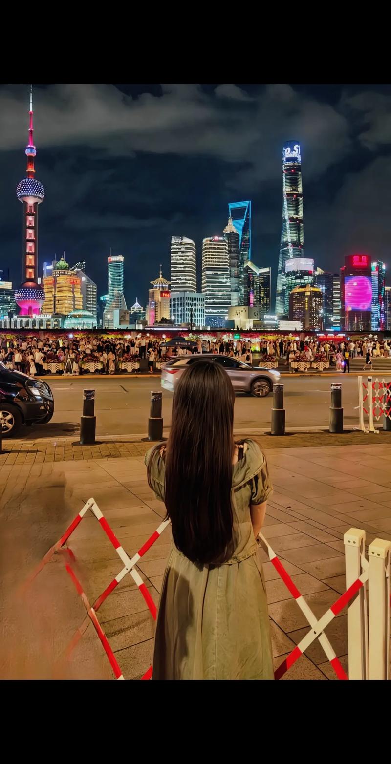 上海一个人适合去哪里