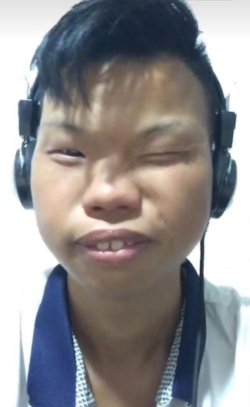 为什么有的人长得好看拍照很丑