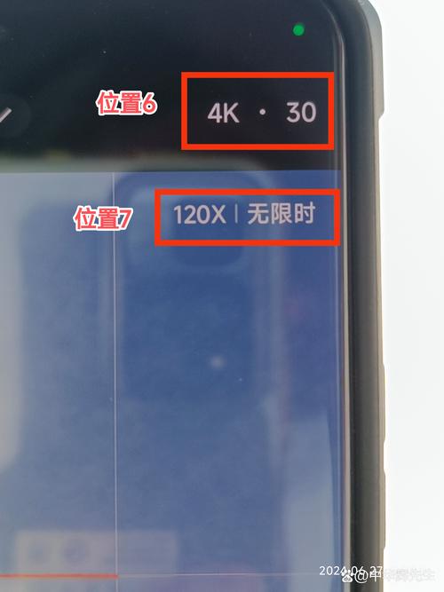 小米3用水印相机的闪光灯照相照为什麼是黑黑看不见什麽?
