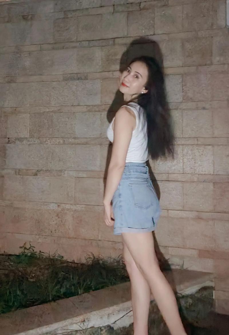 手机自拍角度怎么拍照好看图2