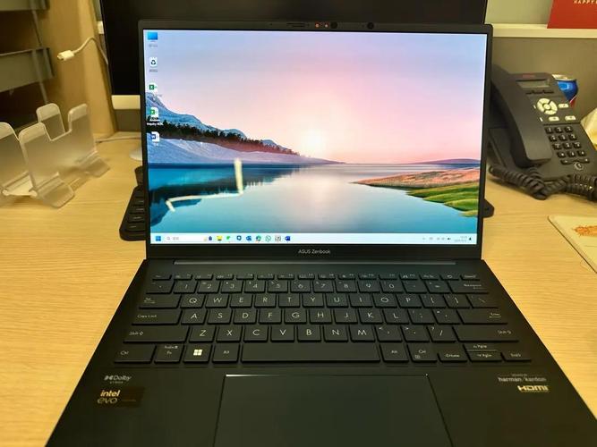 笔记本电脑的照相地方在哪呀?