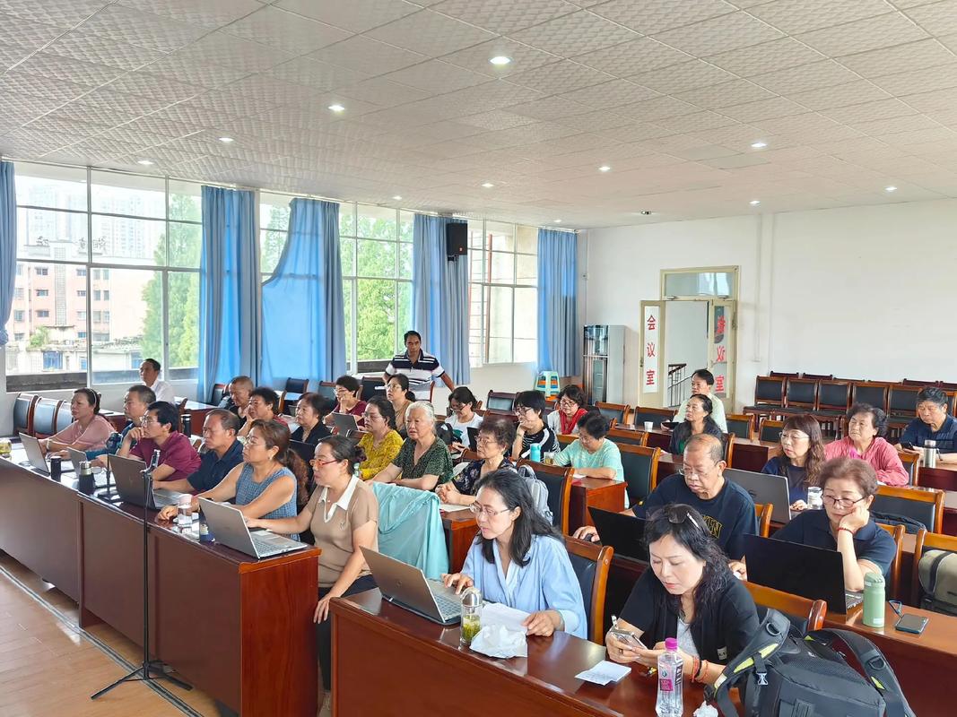 讲座照片怎么拍?