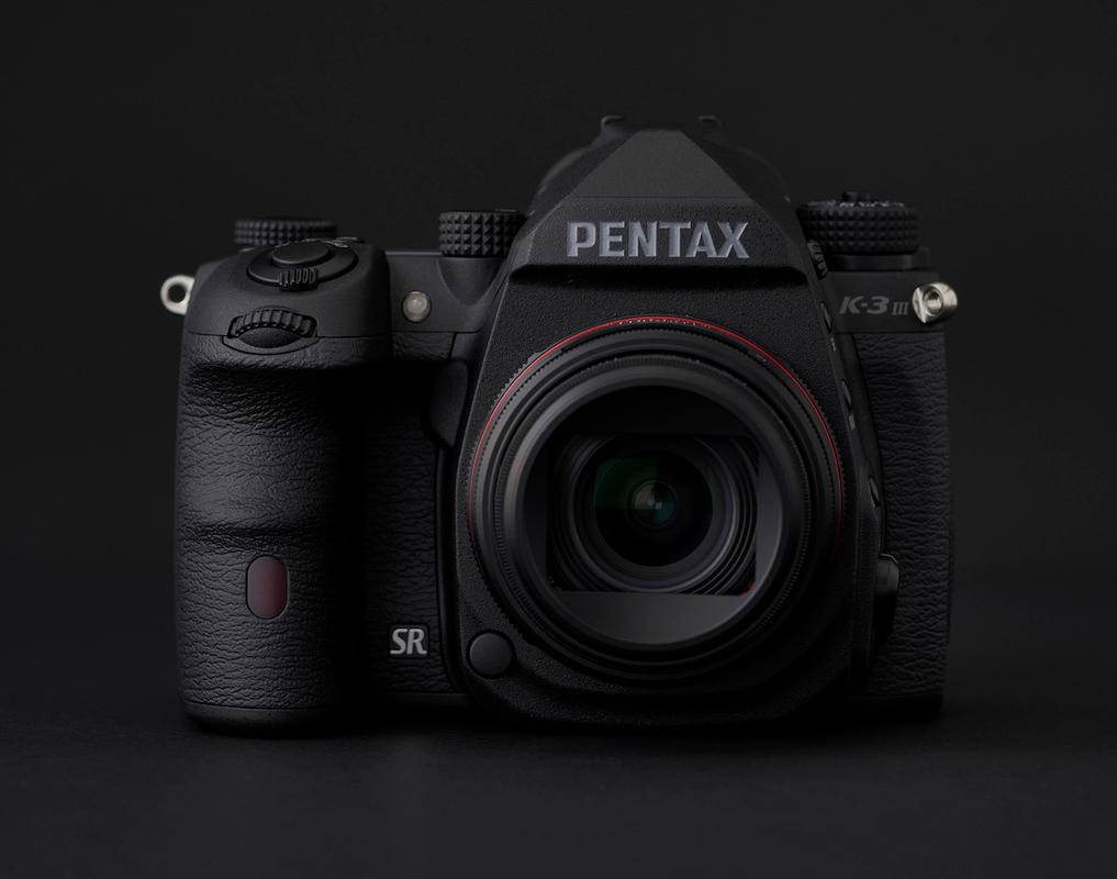 相机拍照录像显示黑白色怎么办?