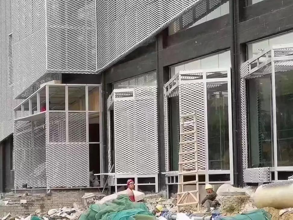 铝板网装饰网如何裁剪?