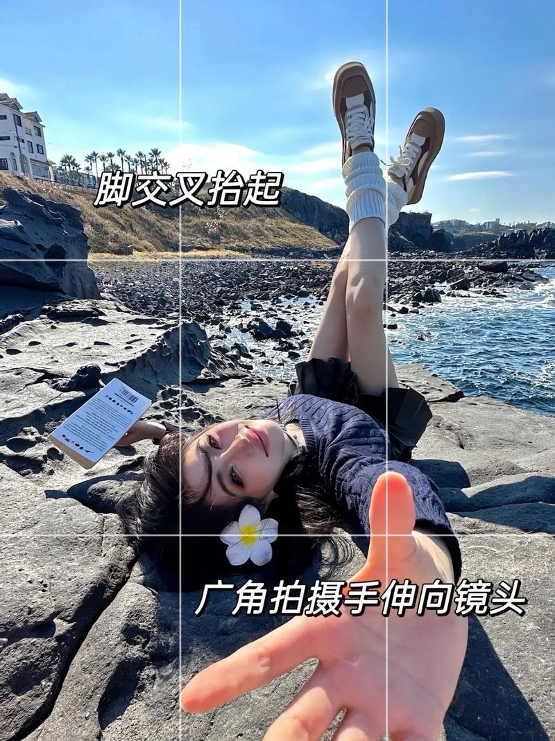 拍照时总是找不好角度,应当怎么拍照显得腿又细又长?