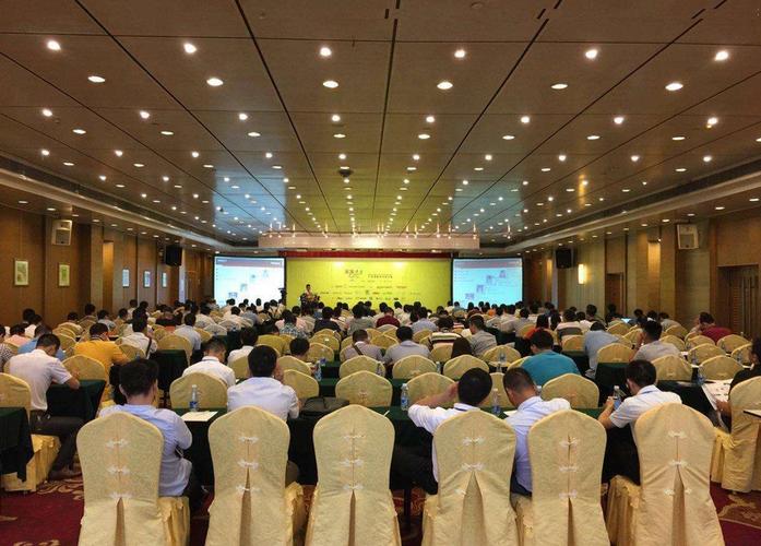 会议拍照角度技巧图解图2