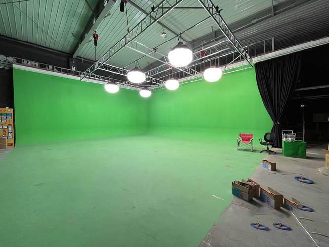 直播公司摄影棚要绿色还是白色