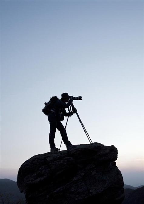 高手来P图背景霸气一点这是3张图片因为只能上传一张所以我把弄到一...