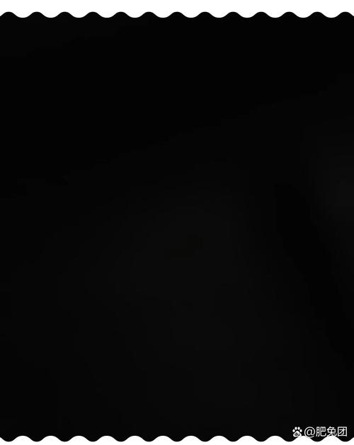 QQ空间里水印相机的闪光灯拍出来的照片是一个黑屏