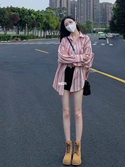 手机怎么拍照显腿长